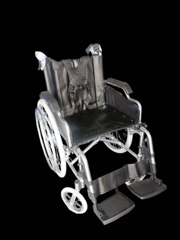 SILLA DE RUEDAS CUERINA ALUMINIO